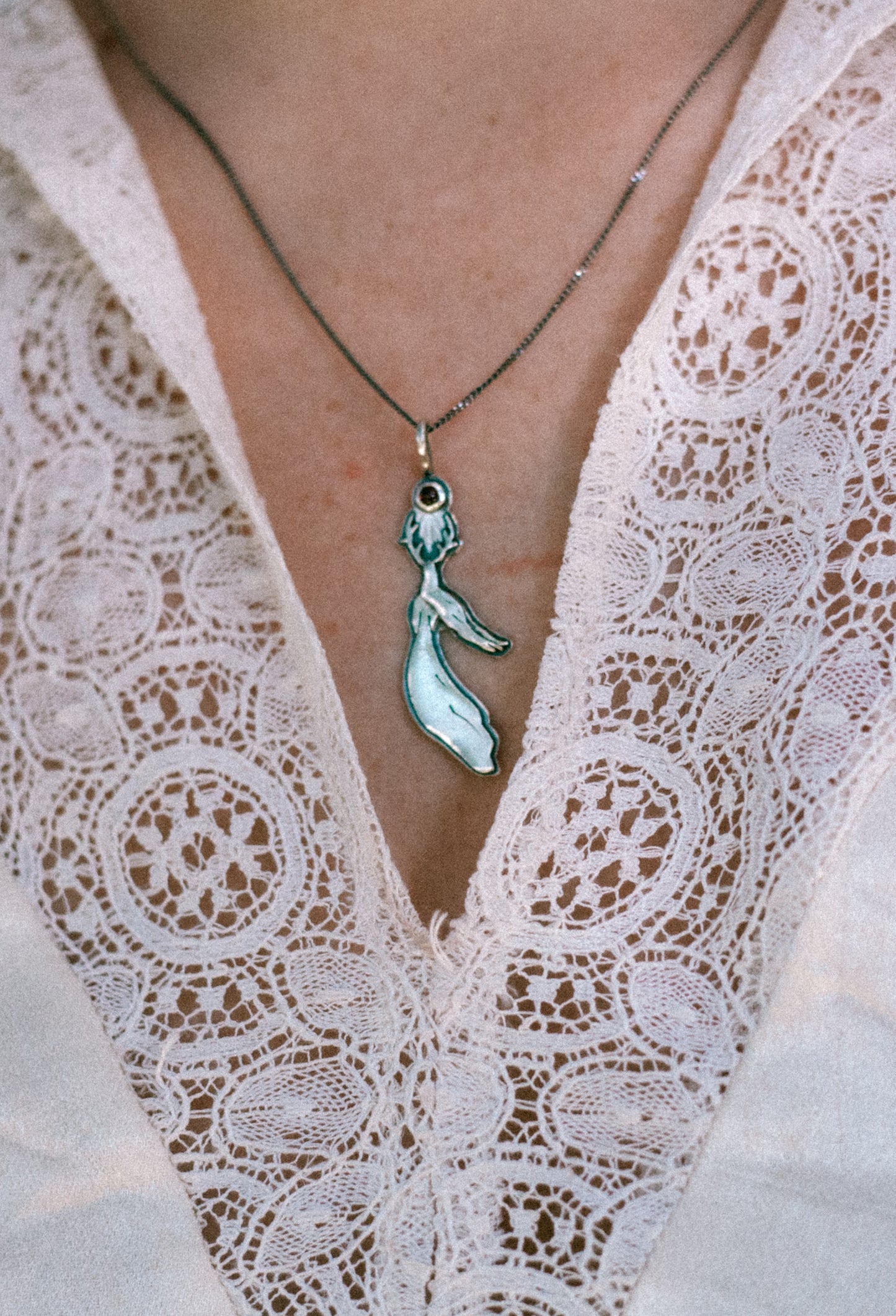 blood moon calling necklace