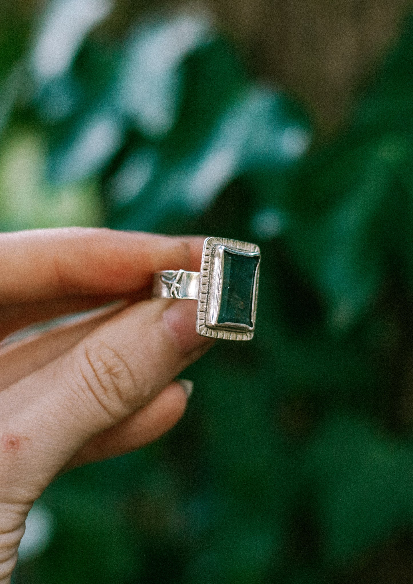 sapphire fae ring