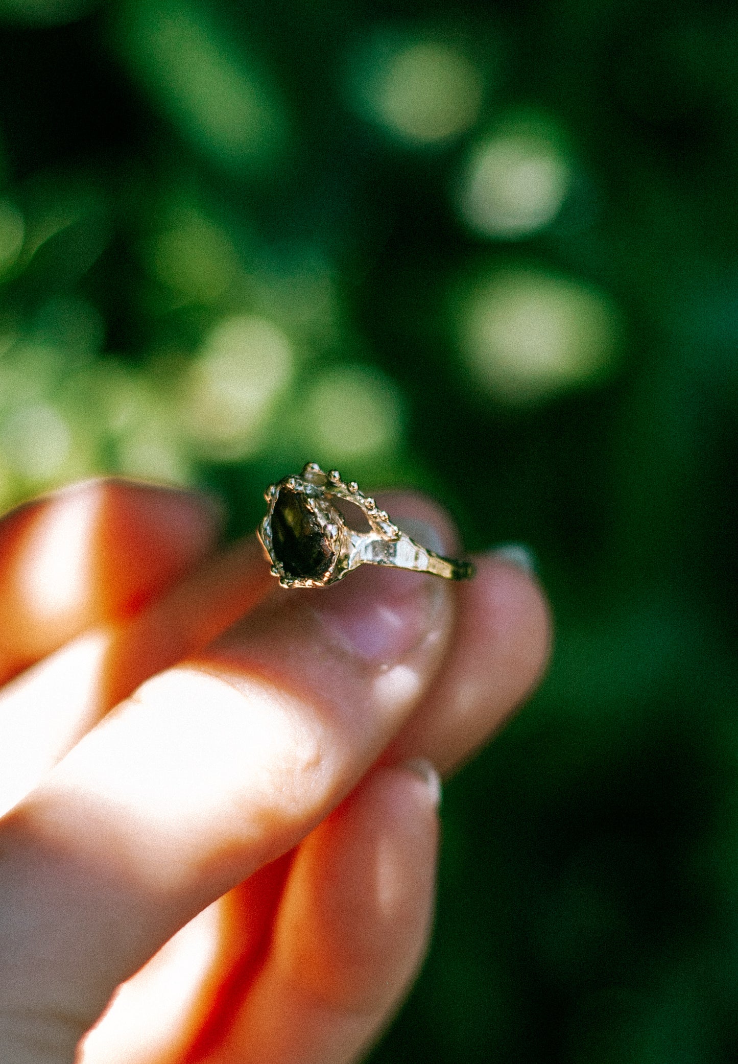 gold parti sapphire ring