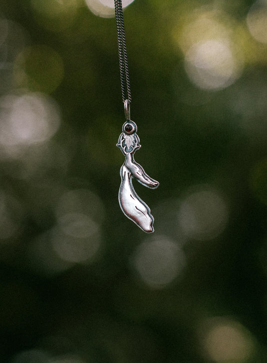blood moon calling necklace