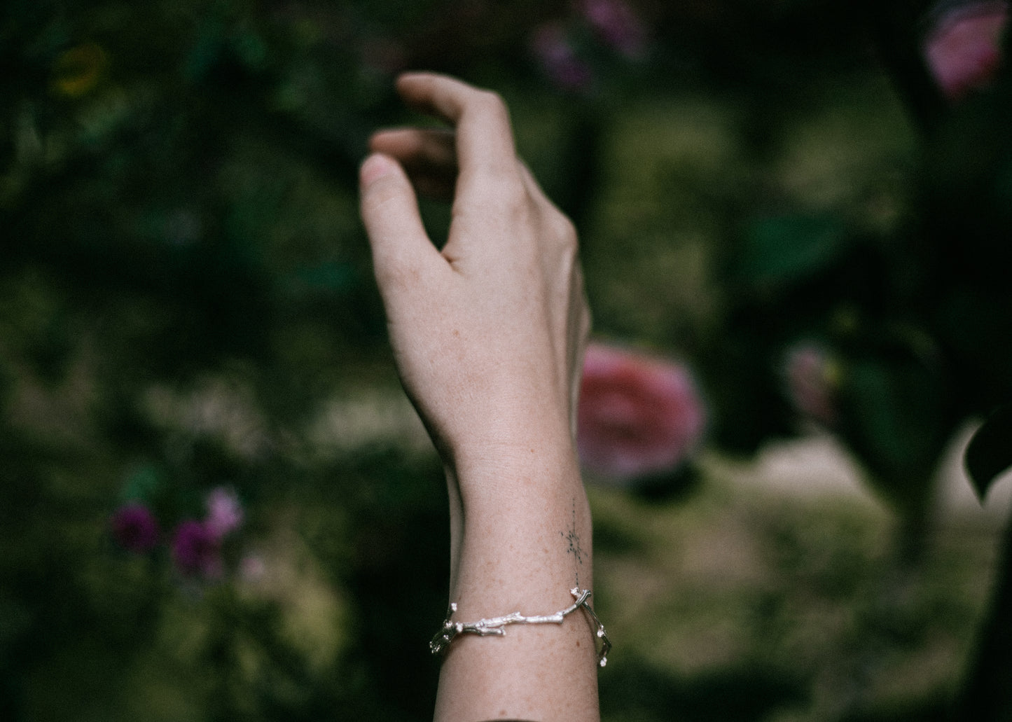 twig cuff