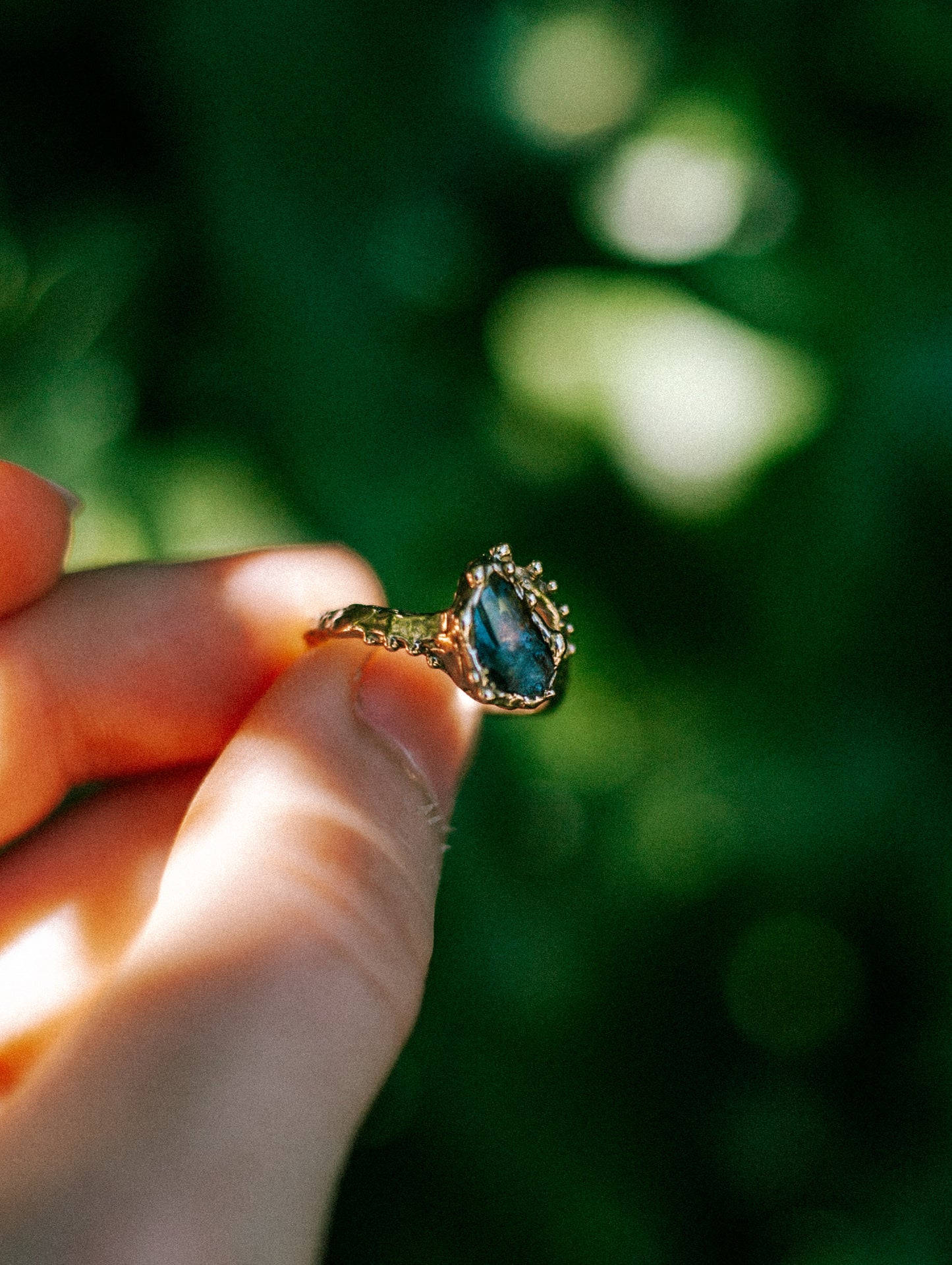 gold parti sapphire ring