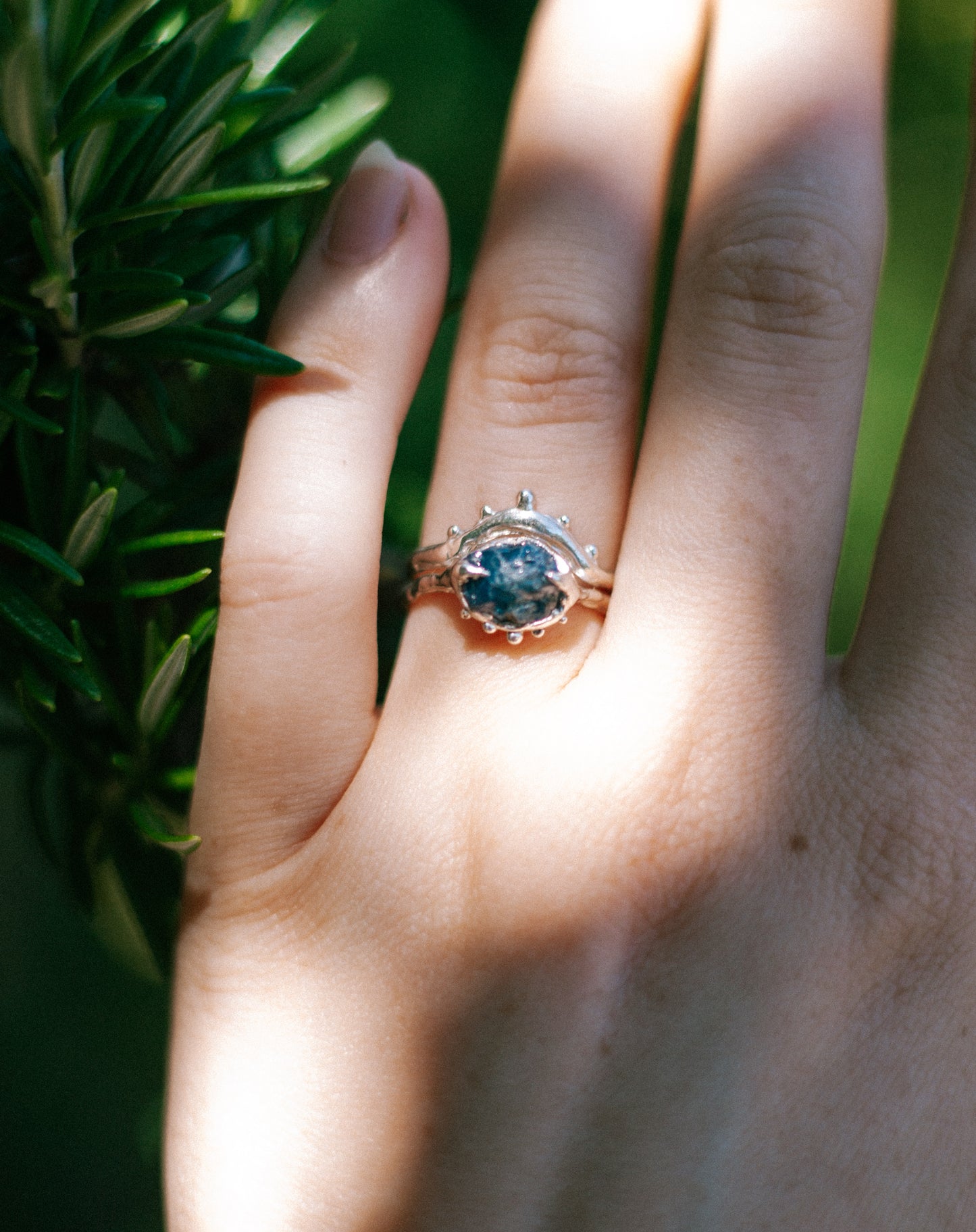 blue sapphire stacker ring
