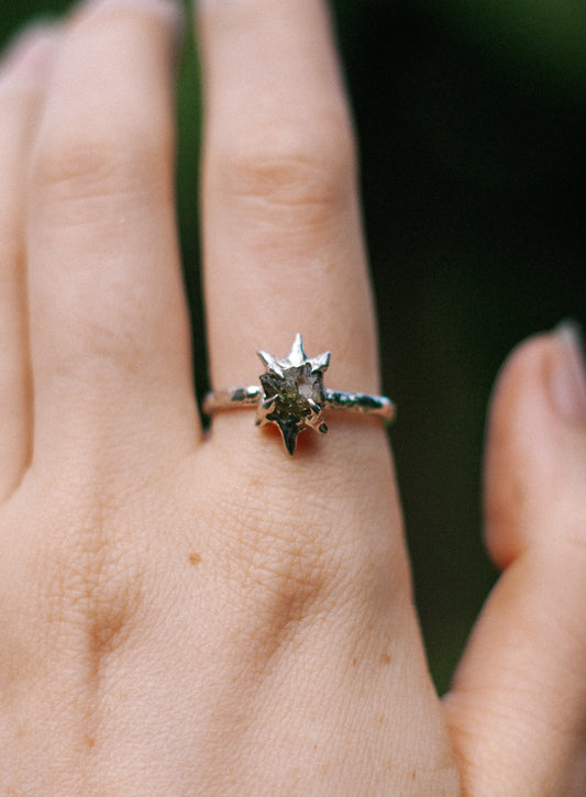 earthen star, raw sapphire ring