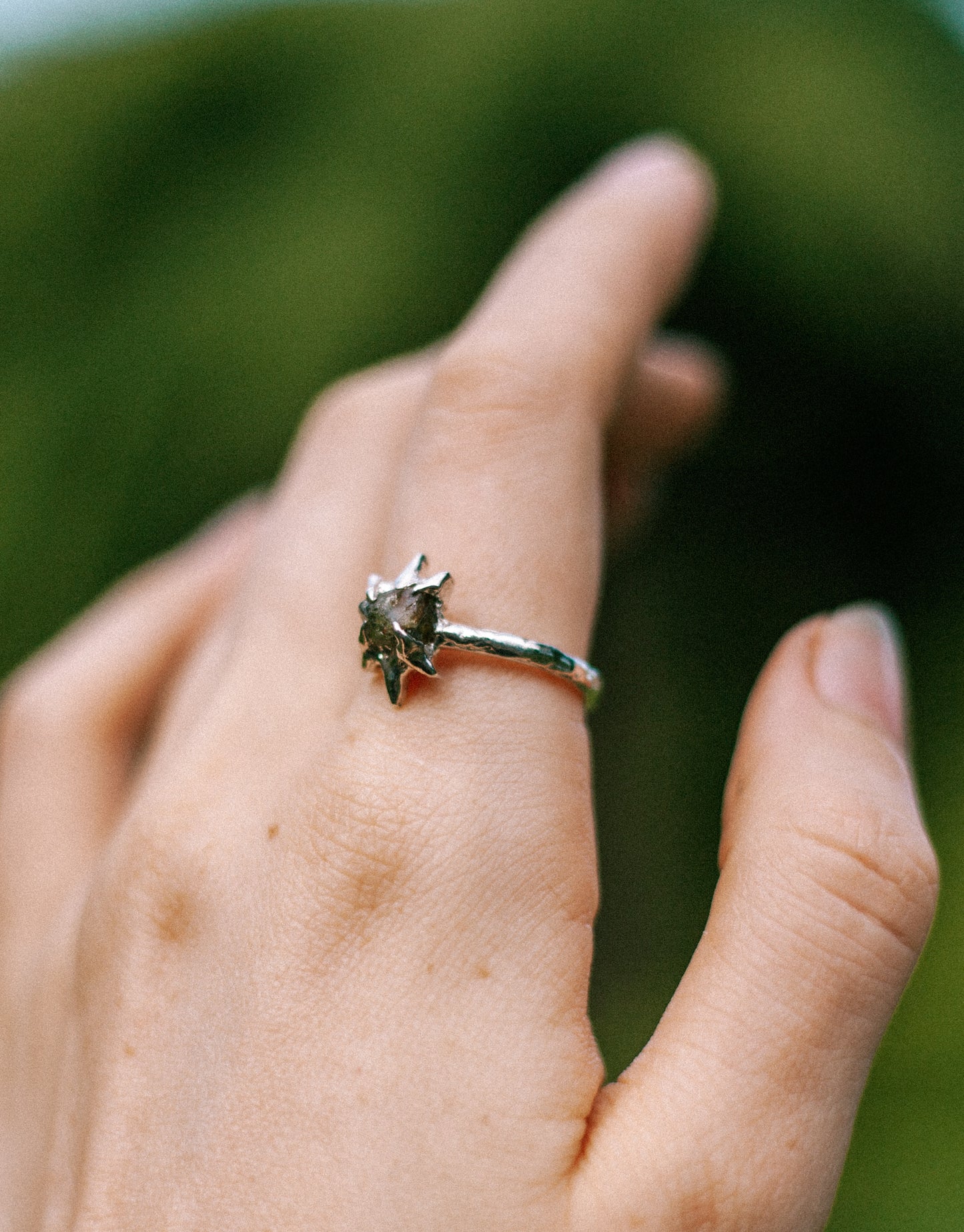 earthen star, raw sapphire ring