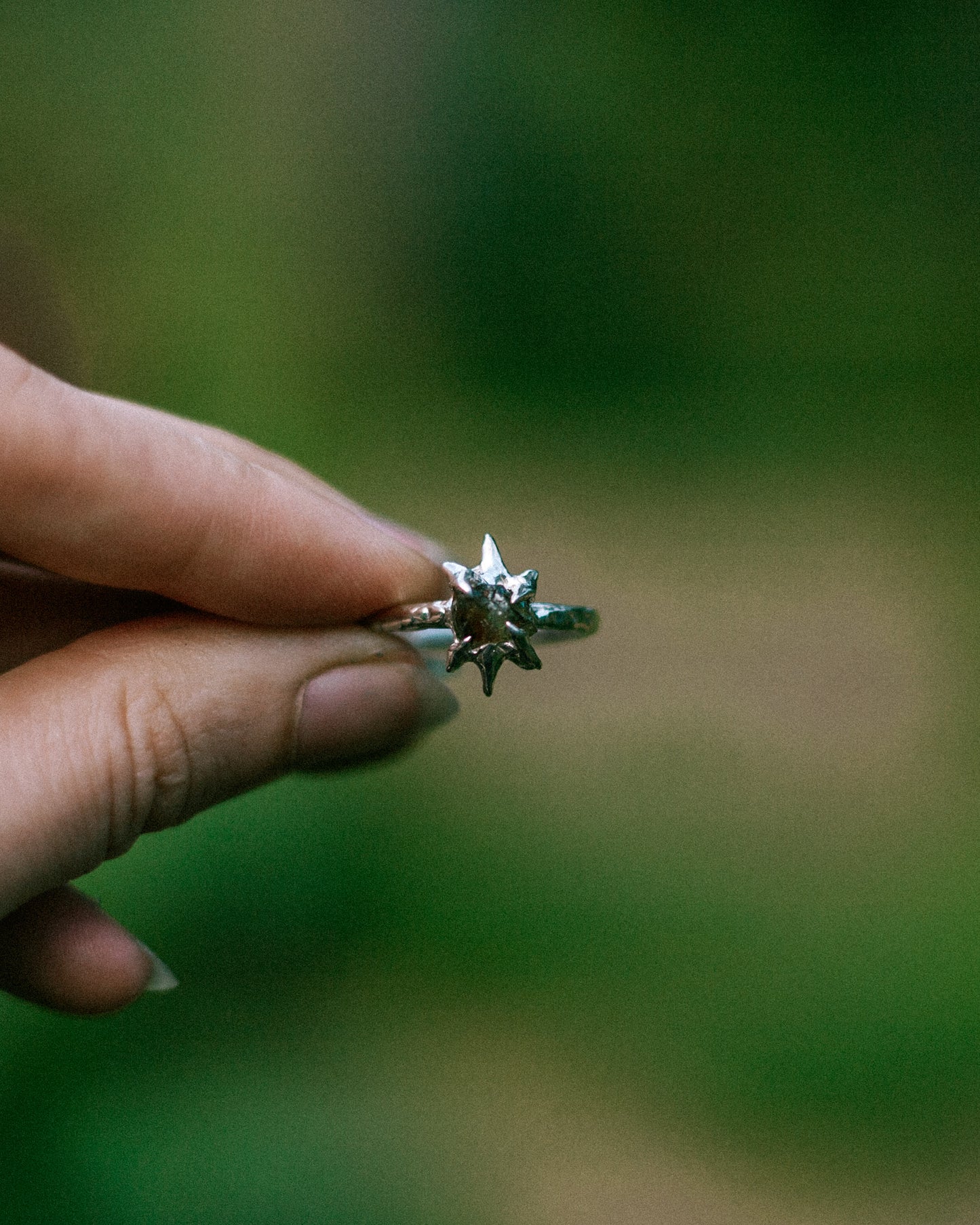 earthen star, raw sapphire ring